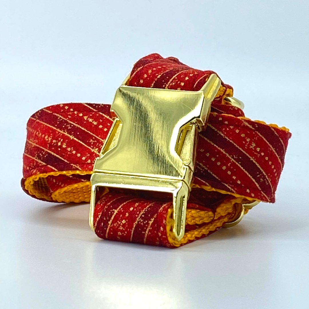 Santa's Gift - Holiday Inspired Dog Collar