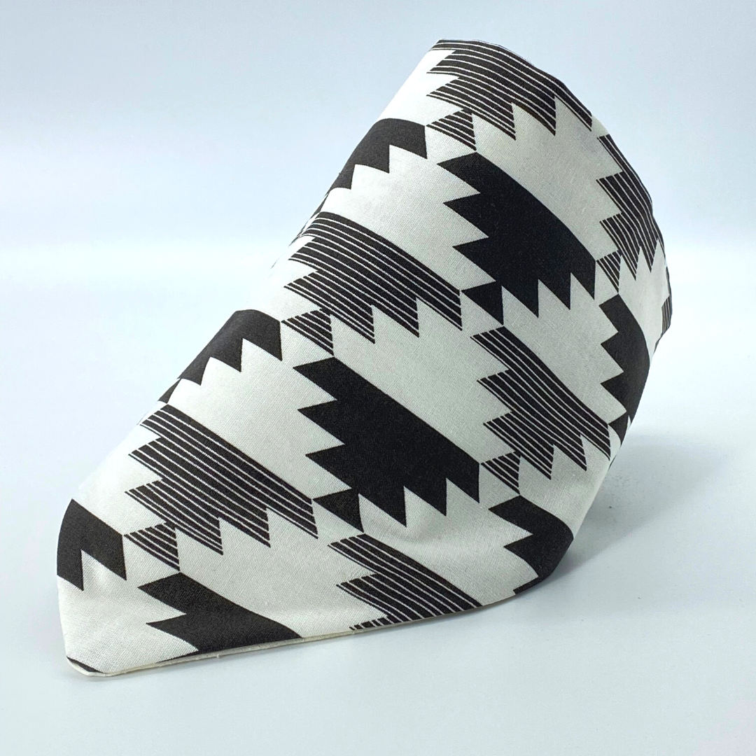 Sierra Black - Reversible Dog Bandana – The Dapper Dog